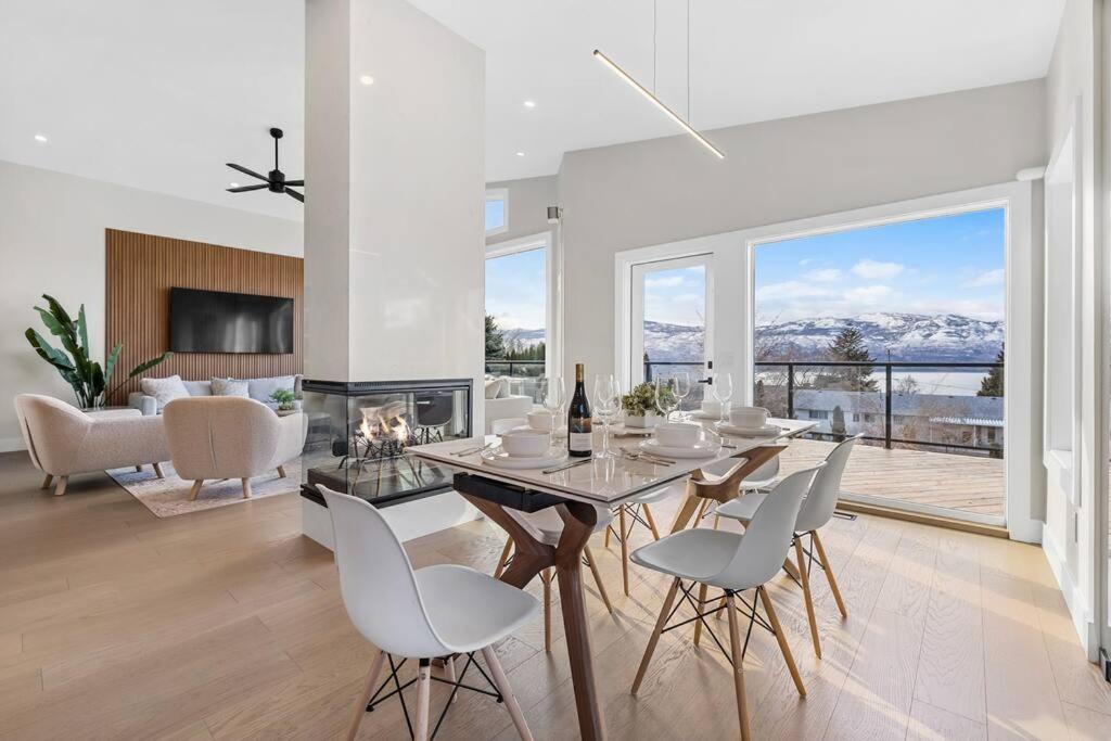 Luxurious 5 Bedroom House With Pool & Sauna West Kelowna Zewnętrze zdjęcie